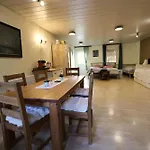 Farm stay Bio-bauernhof, Pferdehof Graeser Viehberg