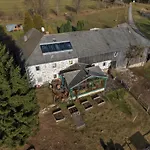 Farm stay Bio-bauernhof, Pferdehof Graeser *
